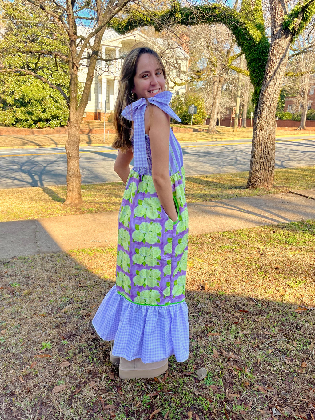Bountiful Purple Hydrangea Tie Top Dress w Pockets and lining